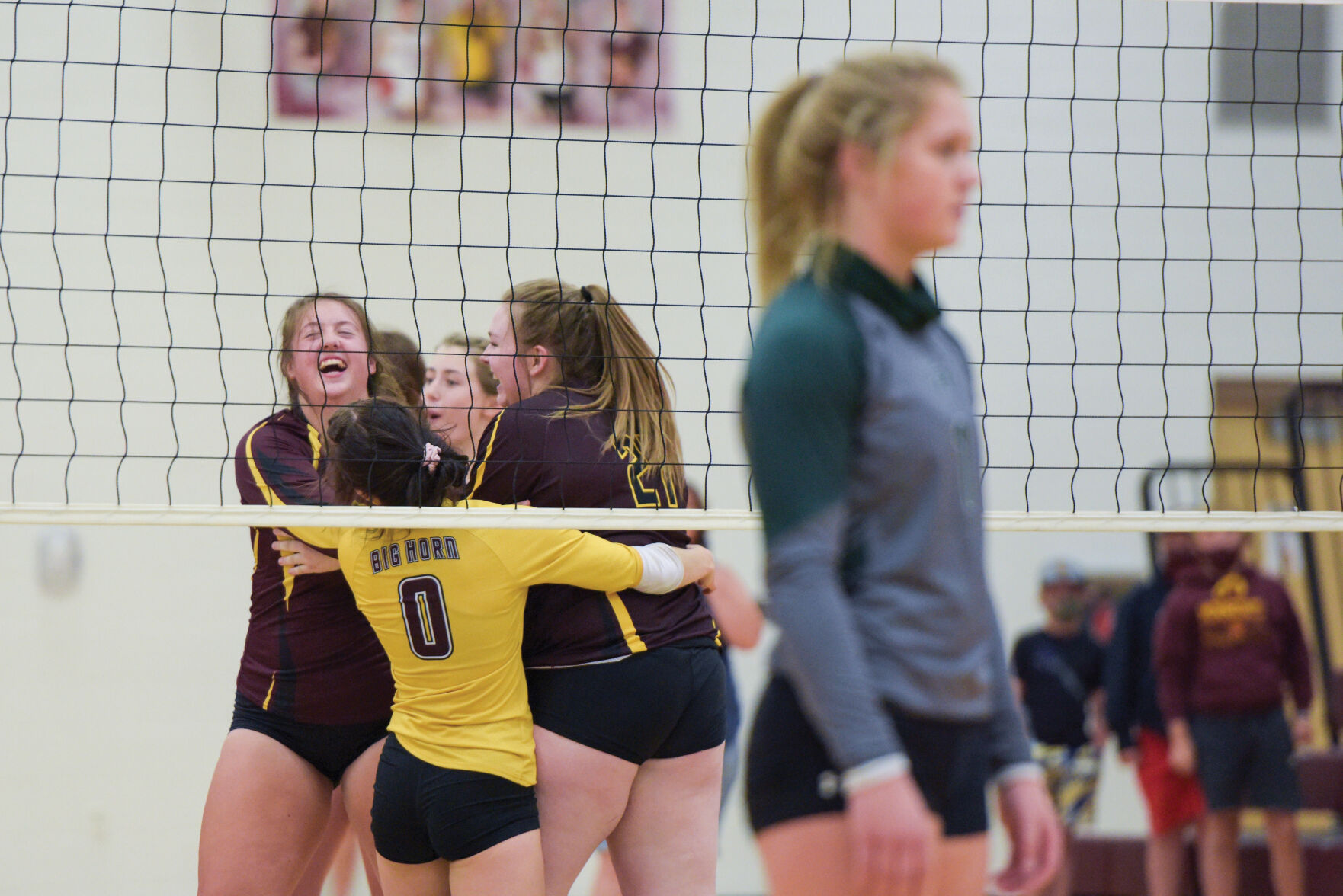 09-12-20 bh v tr volleyball 1.jpg